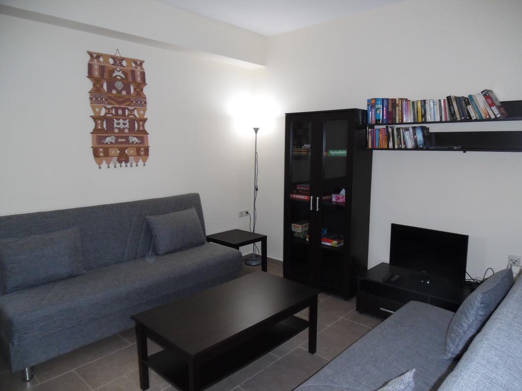 Artemis Appartments Пицидия Екстериор снимка