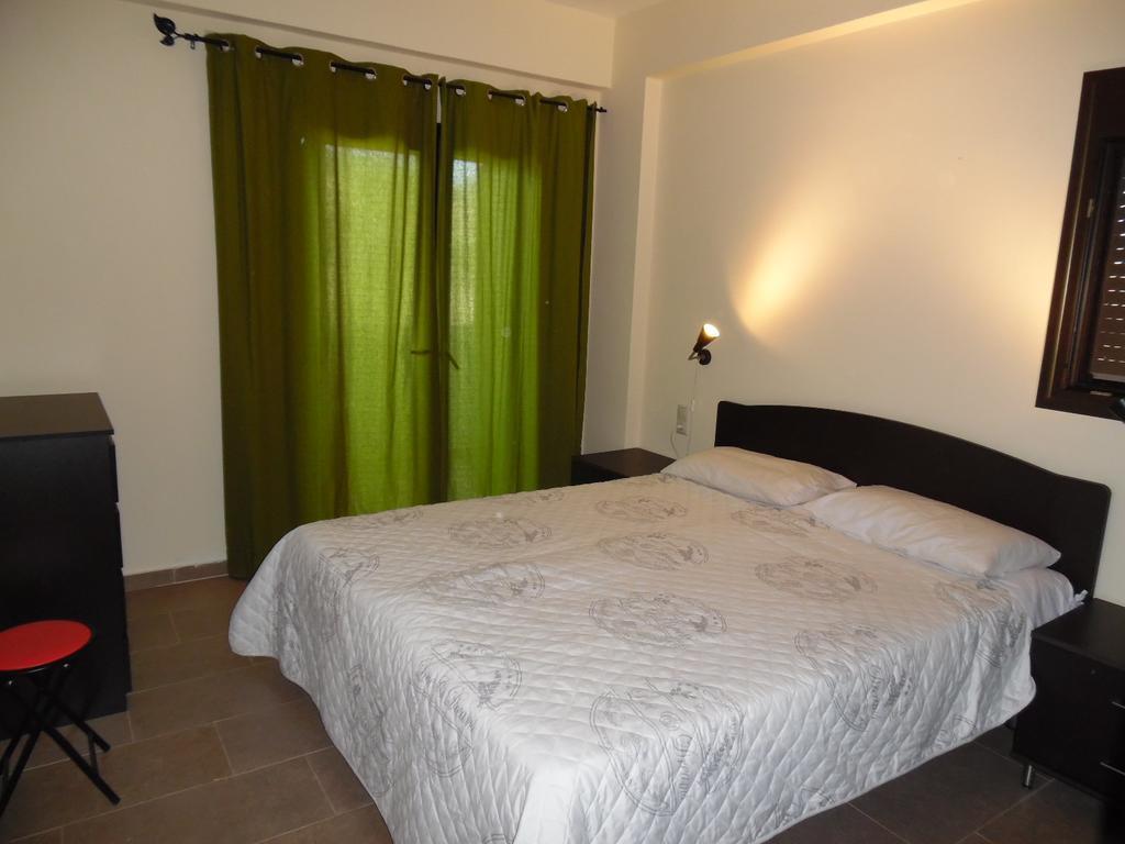 Artemis Appartments Пицидия Екстериор снимка